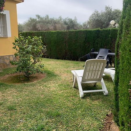 House With Garden At Oliva Nova Golf & Beach Resort Les Deveses Экстерьер фото