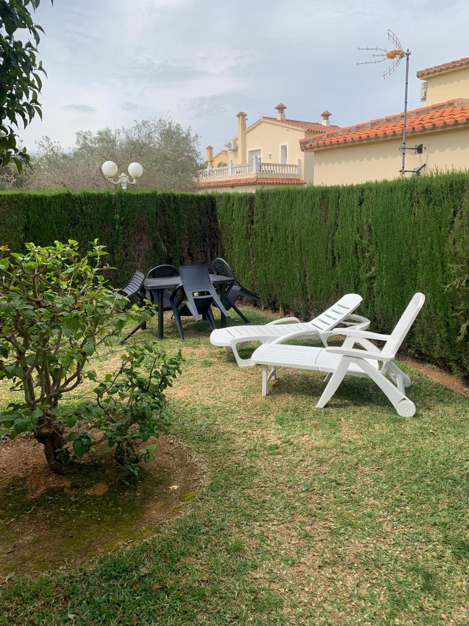 House With Garden At Oliva Nova Golf & Beach Resort Les Deveses Экстерьер фото